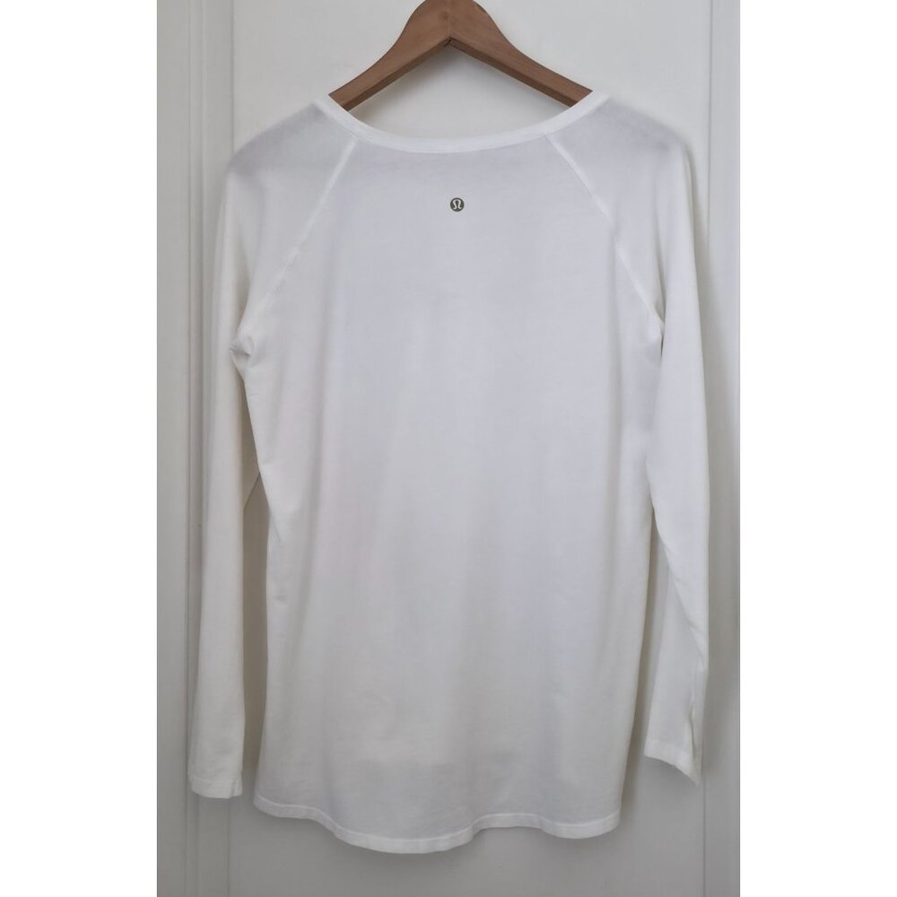 Lululemon Emerald White Long Sleeve Lunar New Year Athleisure Pima Top Sz 8 - Picture 2 of 8